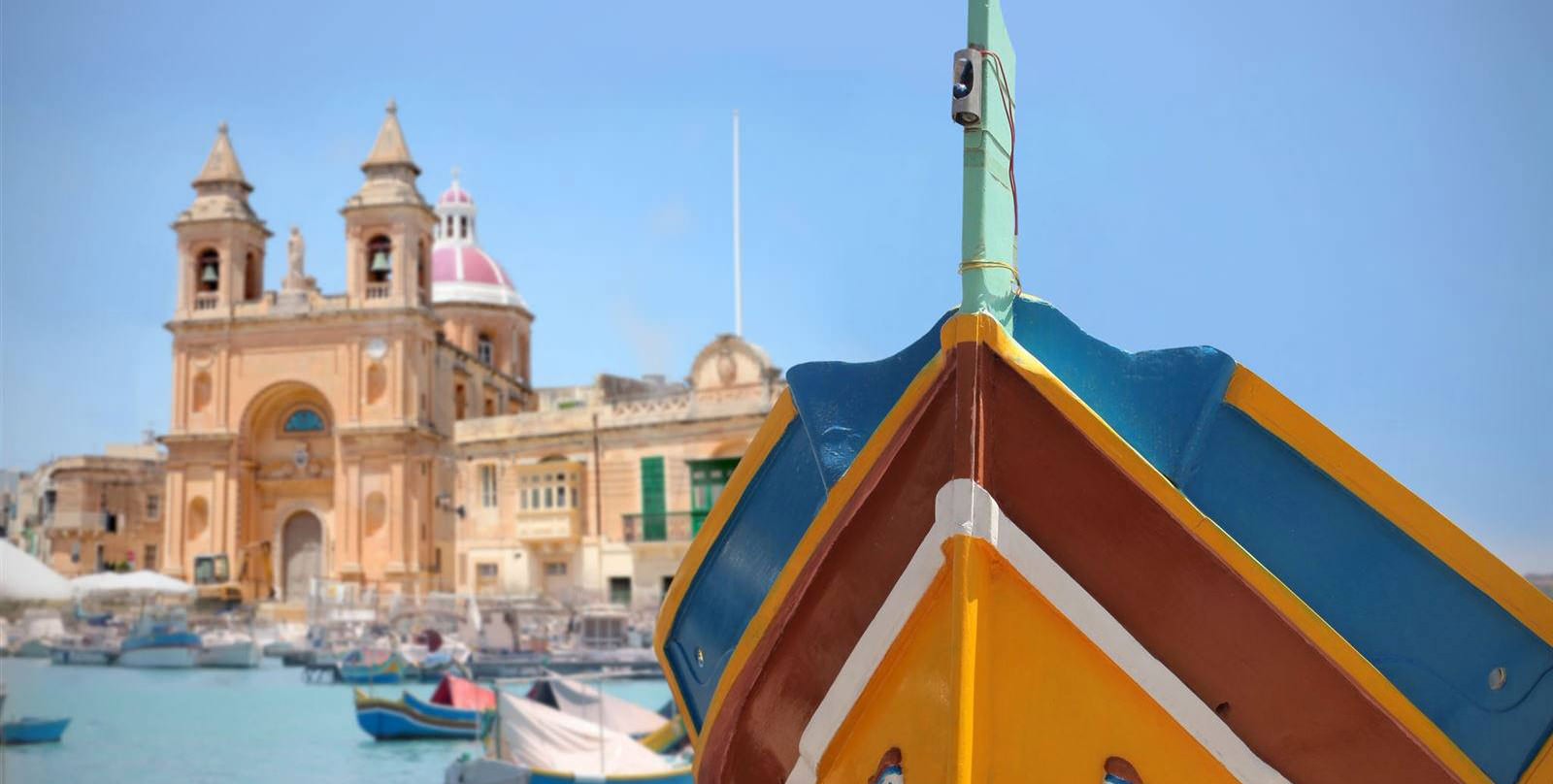 Marsaxlokk — tradičná luzzu loď