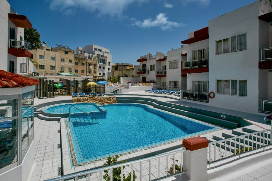 Vonkajší bazén Clubclass Malta